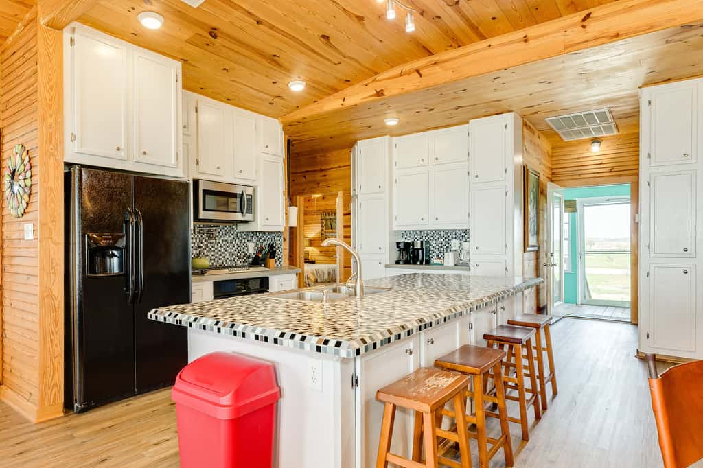 Cabin by the Sea