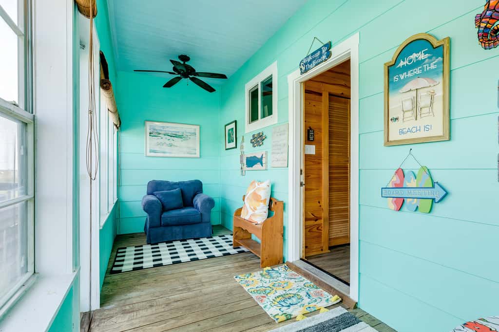 Cabin by the Sea