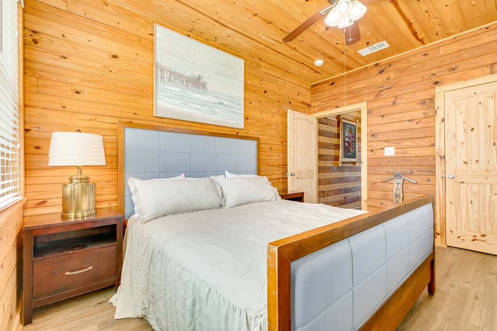 Cabin by the Sea