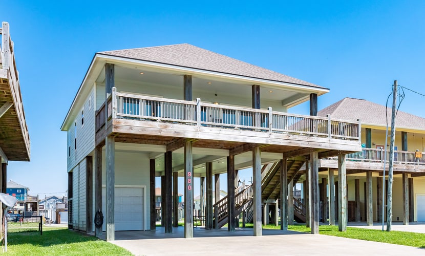 Retreat | Steps to the Beach | Sleeps 10