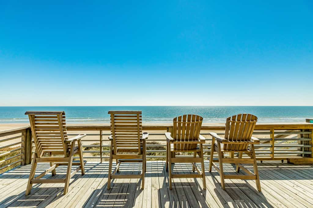 Beachfront 4br, Hot Tub, Multiple Deck, Sleeps 16
