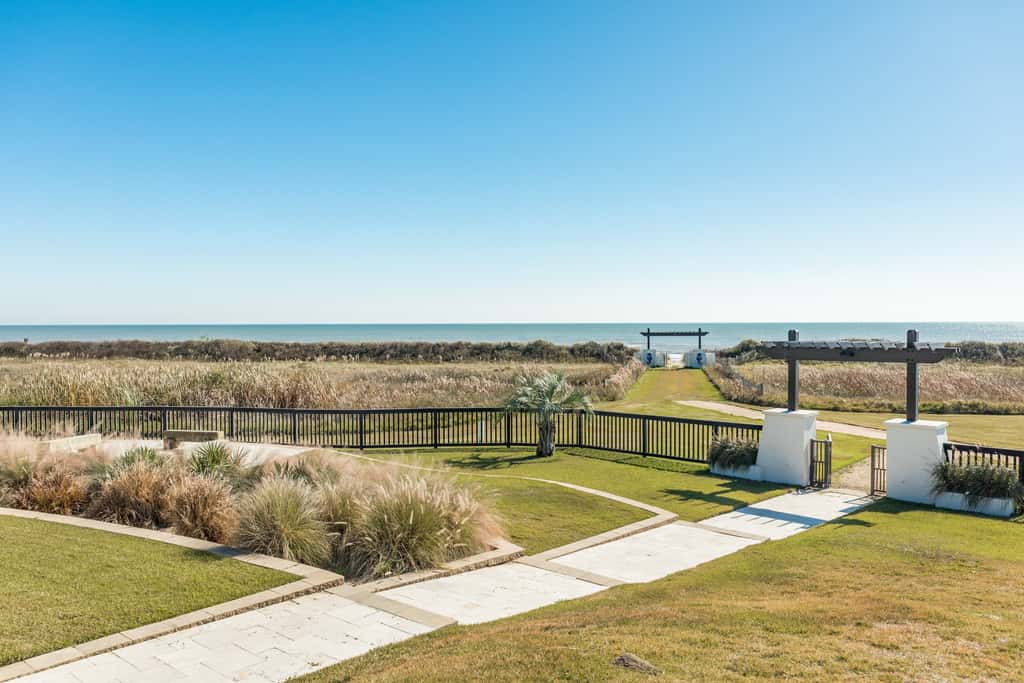 Cake by the Ocean at Seagrass