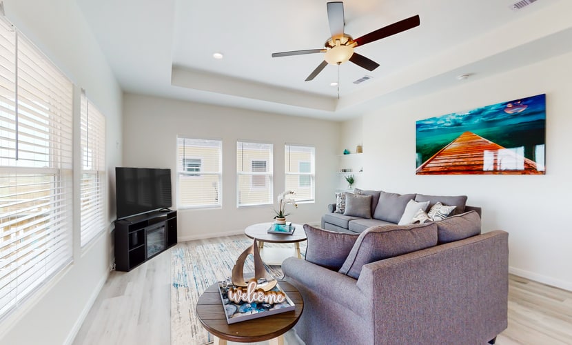 Escape | Bay Views | Family Retreat | Dog Friendly