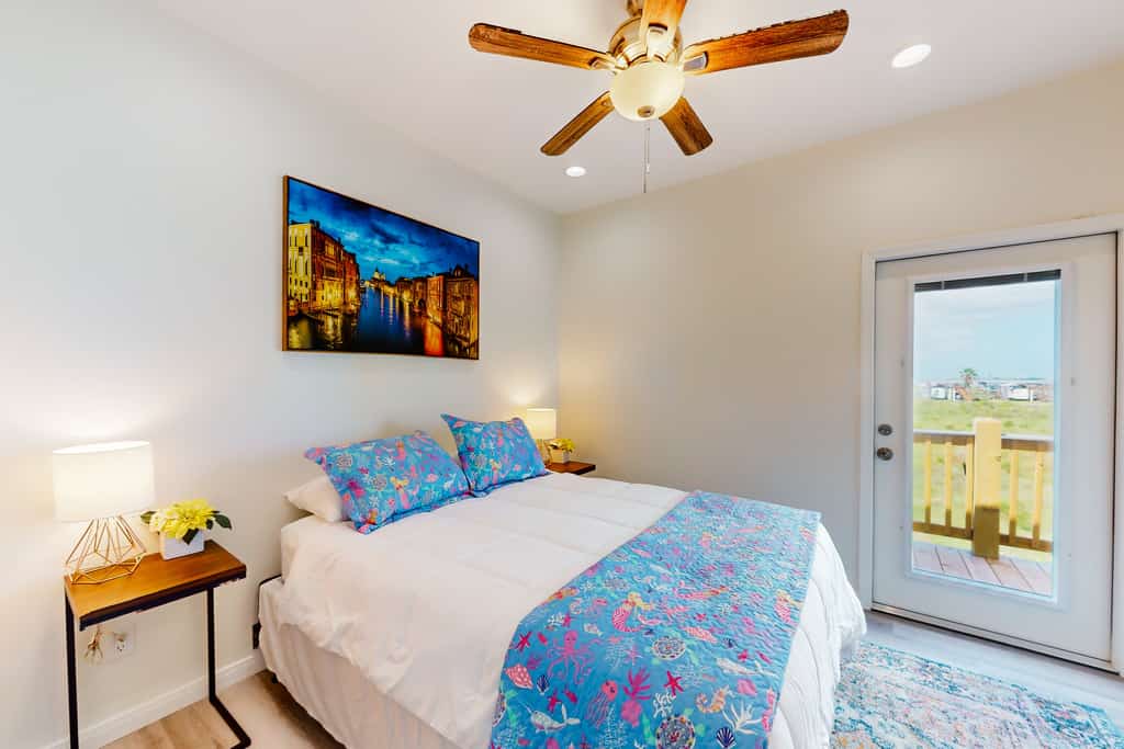 Escape | Bay Views | Family Retreat | Dog Friendly