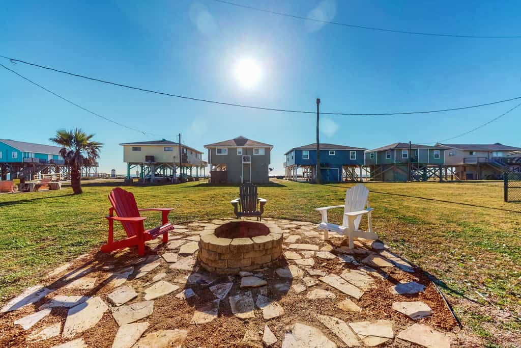 Escape | Gulf Views | Firepit | Pet Friendly