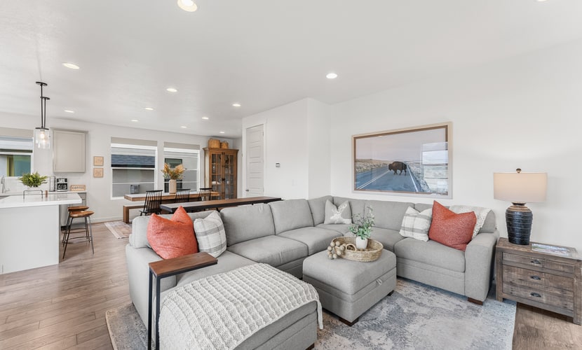 Nordic dream, ski area views, deck, sleeps 10