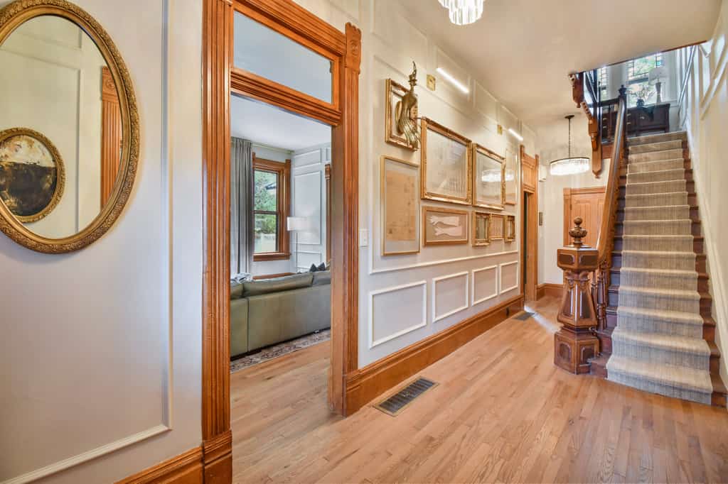 DavidFisher House, historic lux, Sleeps 12, 4br3ba