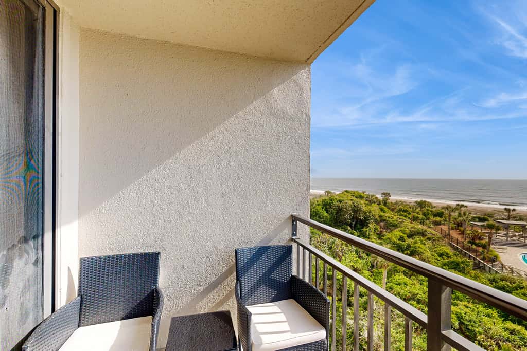 1135 Beach Walker