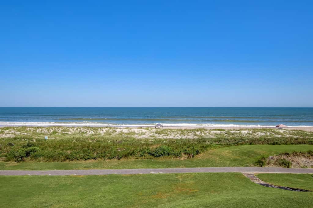 1109 Beach Walker