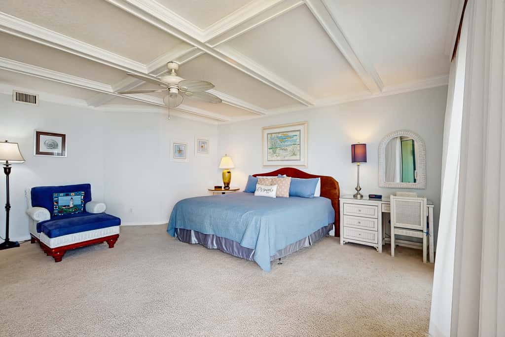 1676 Sea Dunes