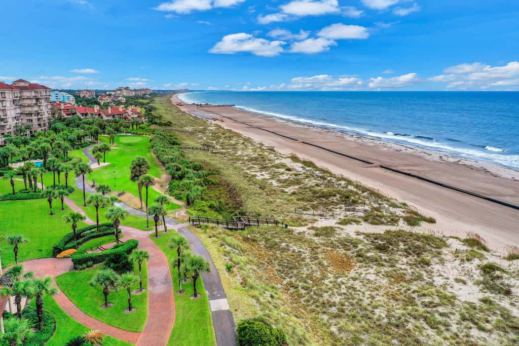 1676 Sea Dunes
