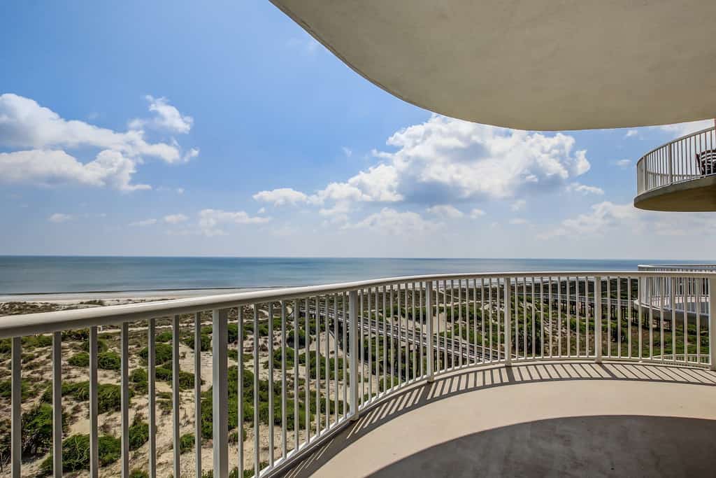 Beautiful Oceanfront Getaway w/Shared Pool, Central AC, Elevator, & W/D
