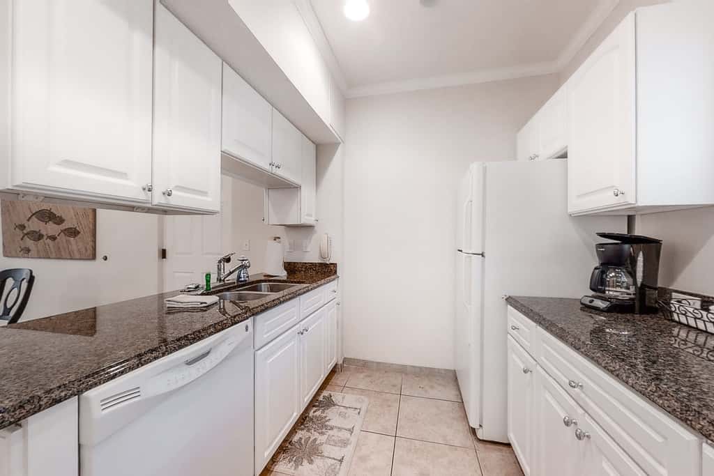 2534 Tennis Villas King Suite