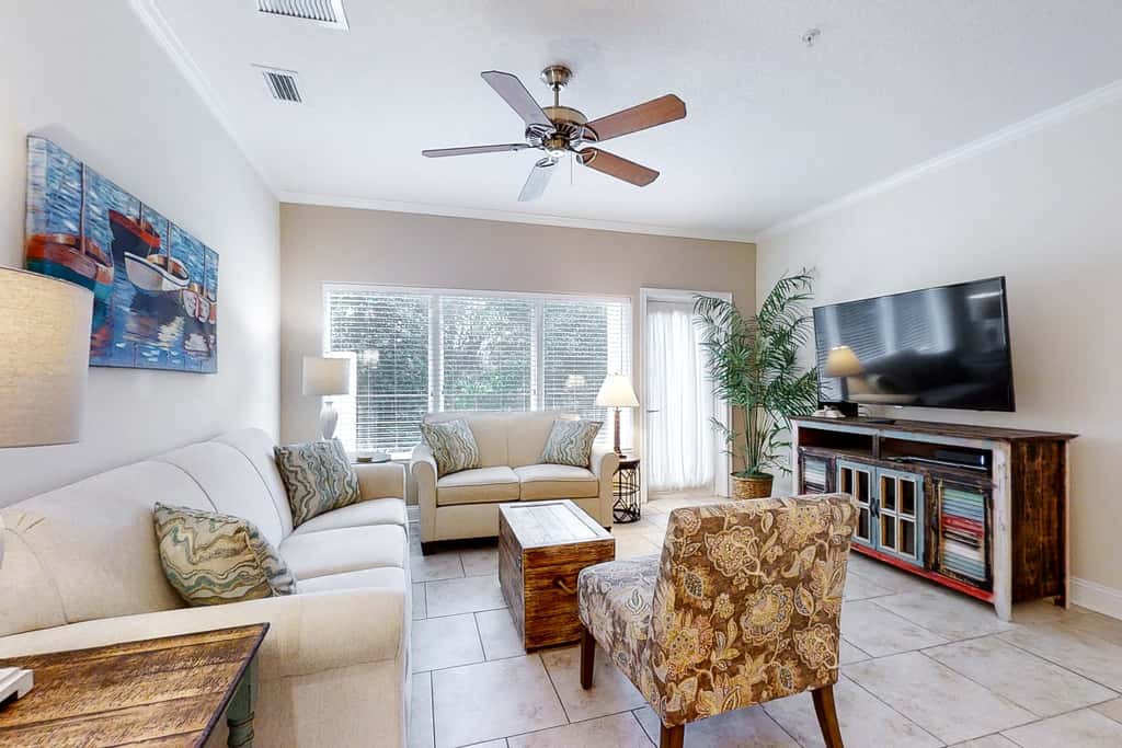 2533-34 Tennis Villas