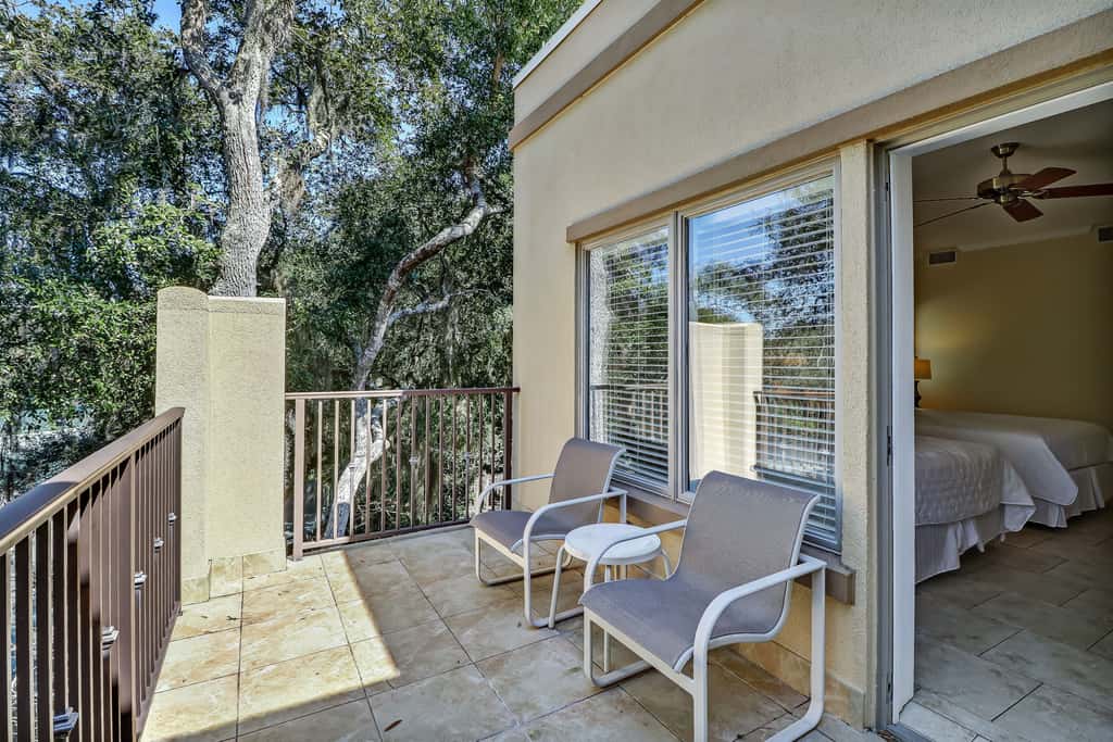 2533-34 Tennis Villas