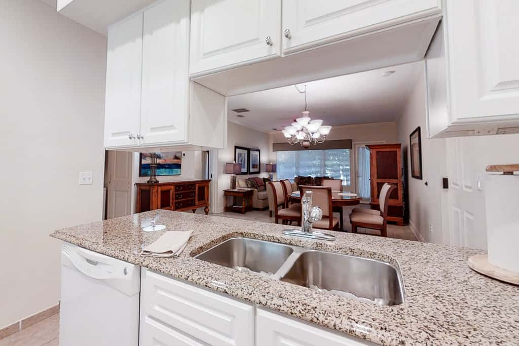 2510 Tennis Villas King Suite