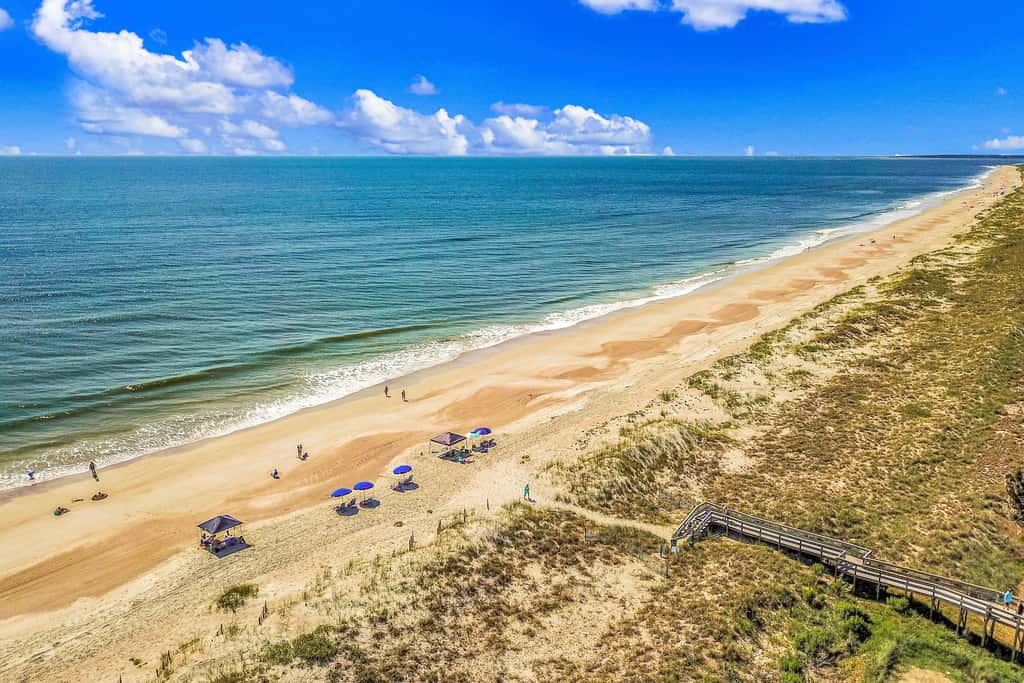 1143 Beach Walker