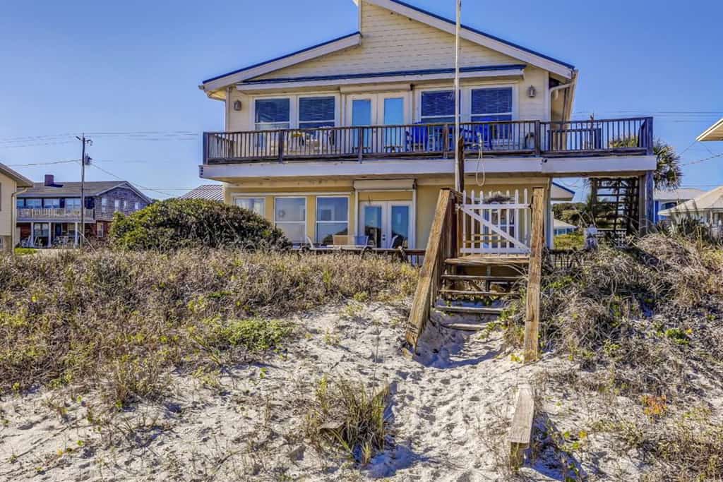 Spacious Beachfront Home w/Deck, Balcony, Central A/C, Washer/Dryer, and WiFi
