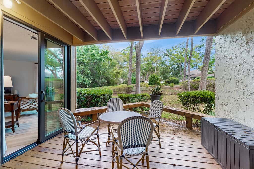 1 Bedroom King Condo - Courtside