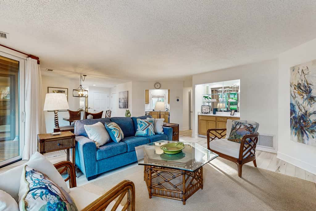 1 Bedroom King Condo - Courtside