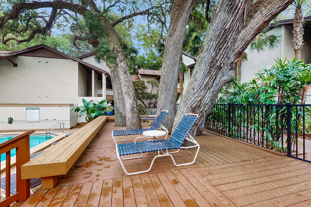 1 Bedroom King Condo - Courtside