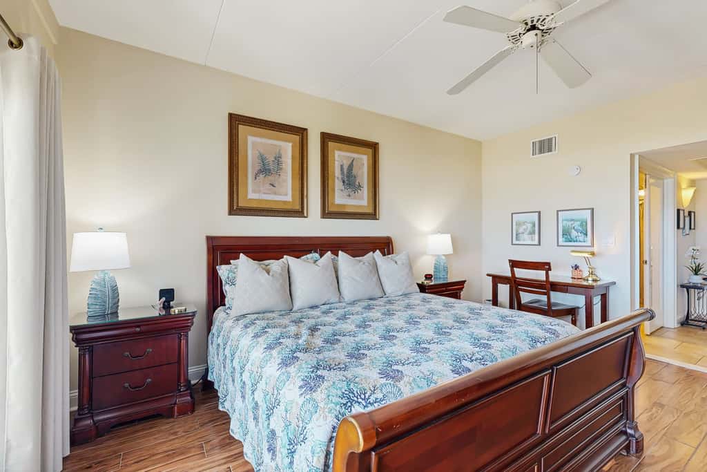 226 Sandcastles King Suite