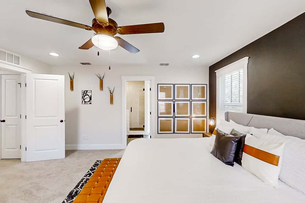 Liberty Manor