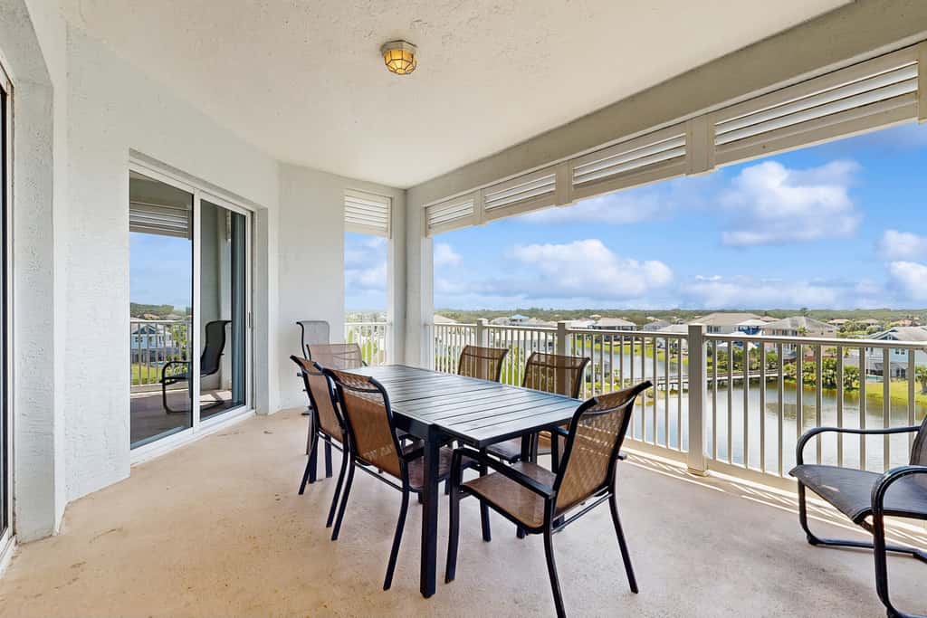 1000 Cinnamon Beach 954