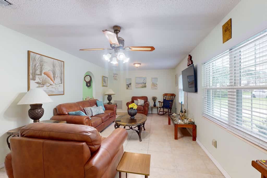 Spacious Pet -Friendly Home w/ Fenced in Yard and Close to The Beach