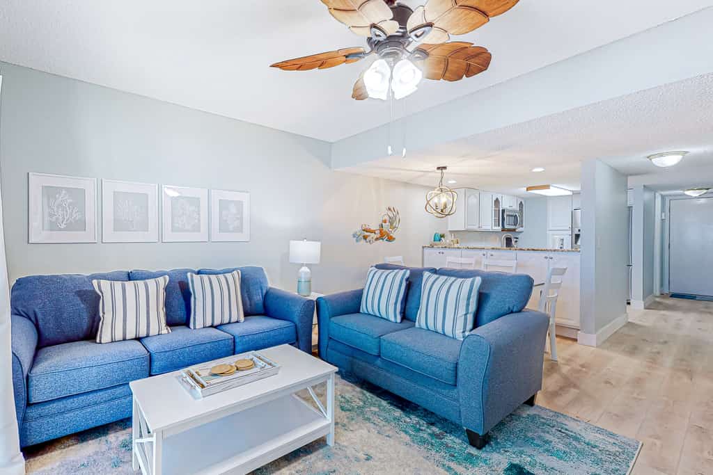 Oceanfront rental with amazing views, beach access, pools, tennis & pickleball