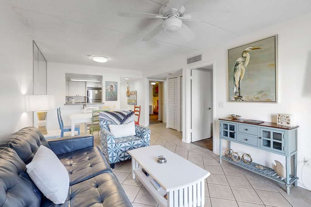 St Aug Ocean and Racquet 2103