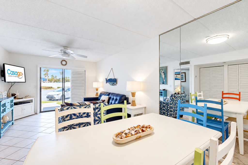 St Aug Ocean and Racquet 2103