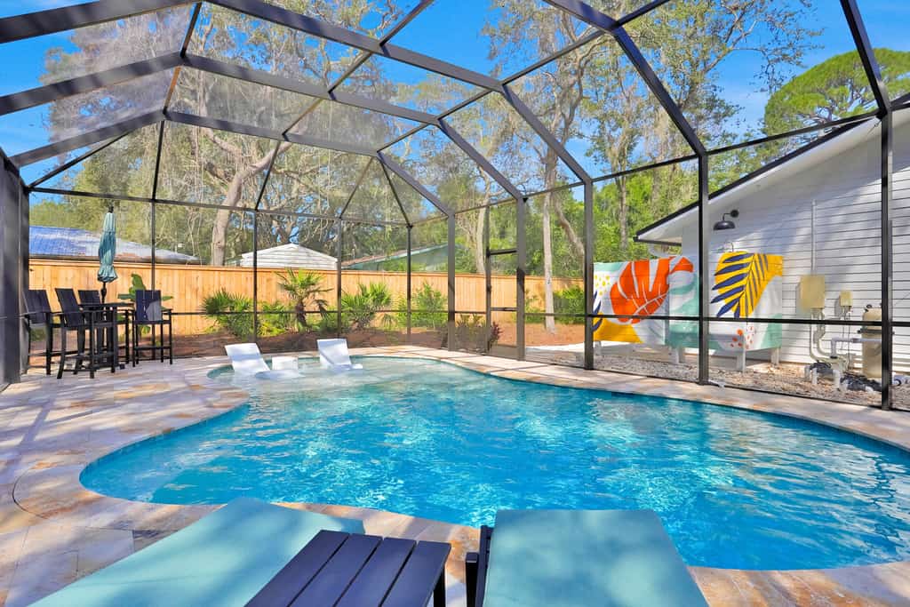 Garden Pool Paradise