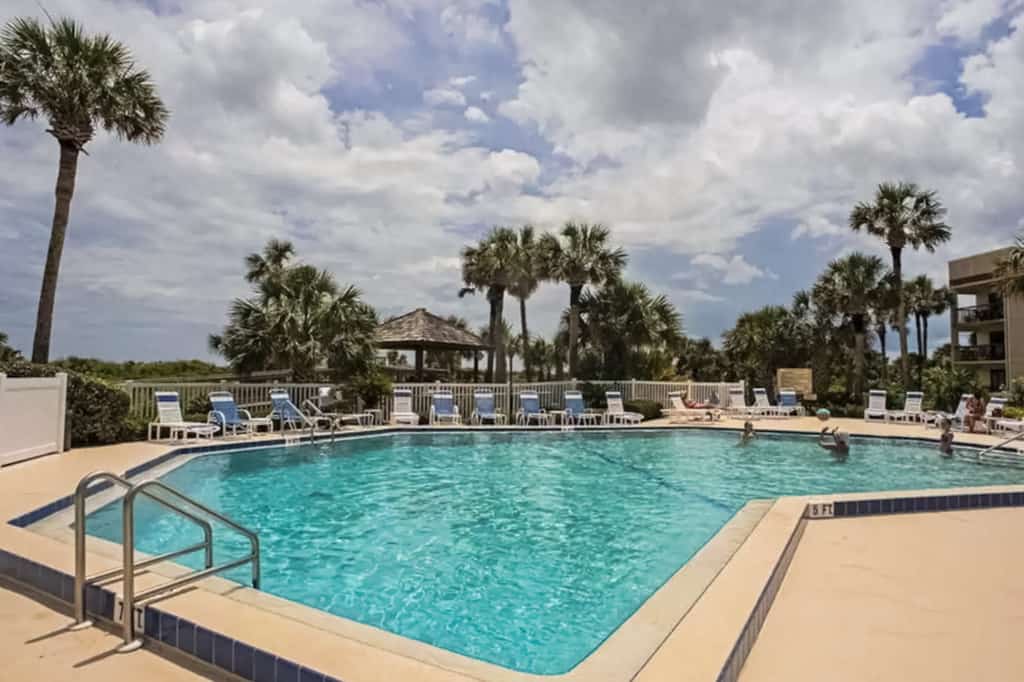 Spacious Condo with Private Balcony and Close Beach Access
