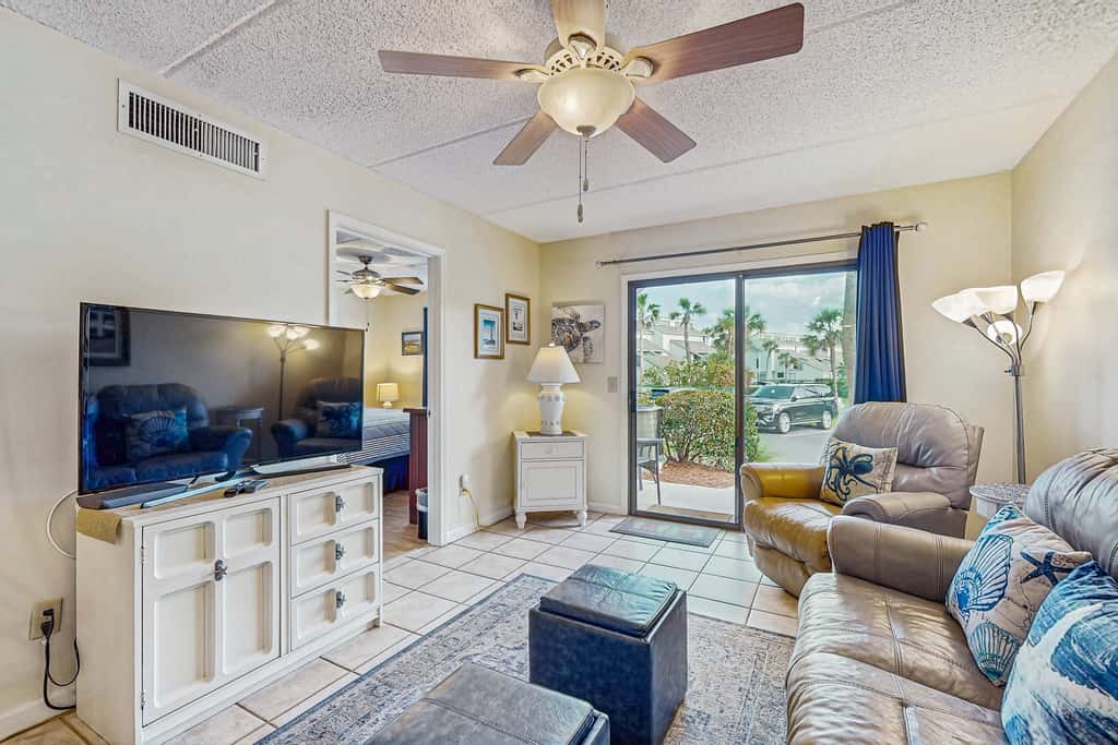 St Aug Ocean and Racquet 3114