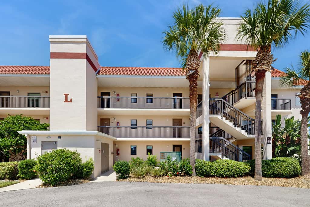 Ocean Village L15