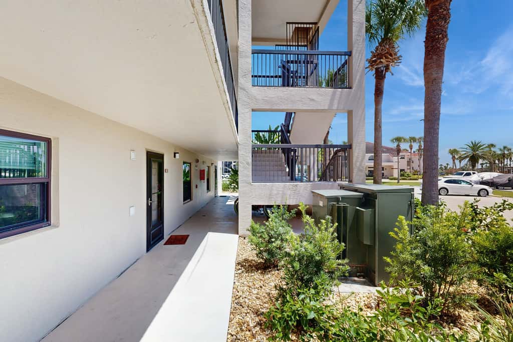Ocean Village L15