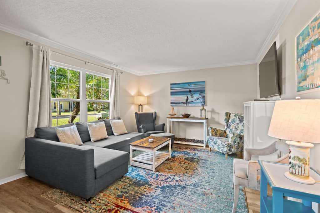 Colorful condo w/shared pool, free WiFi, central A/C - blocks from the beach