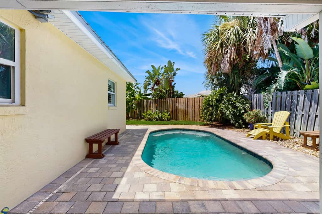 Spacious beach house with private pool, firepit and enclosed yard