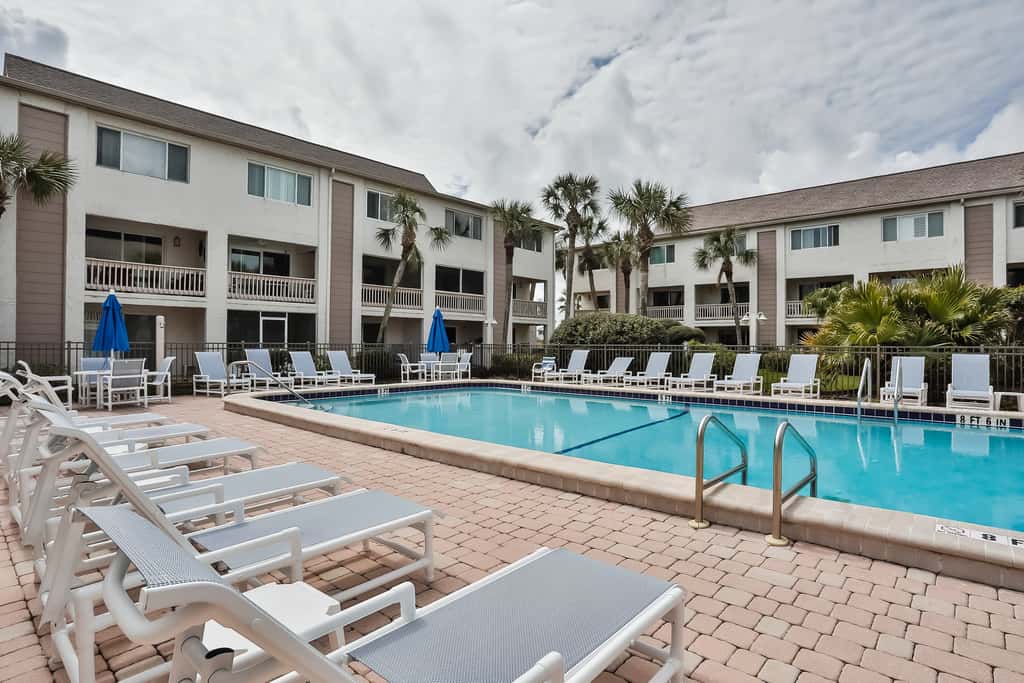 Four Winds Oceanfront Condo