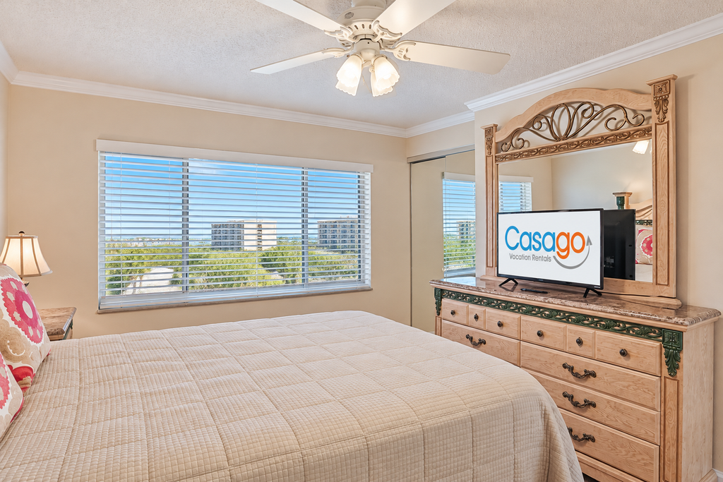 Four Winds Oceanfront Condo