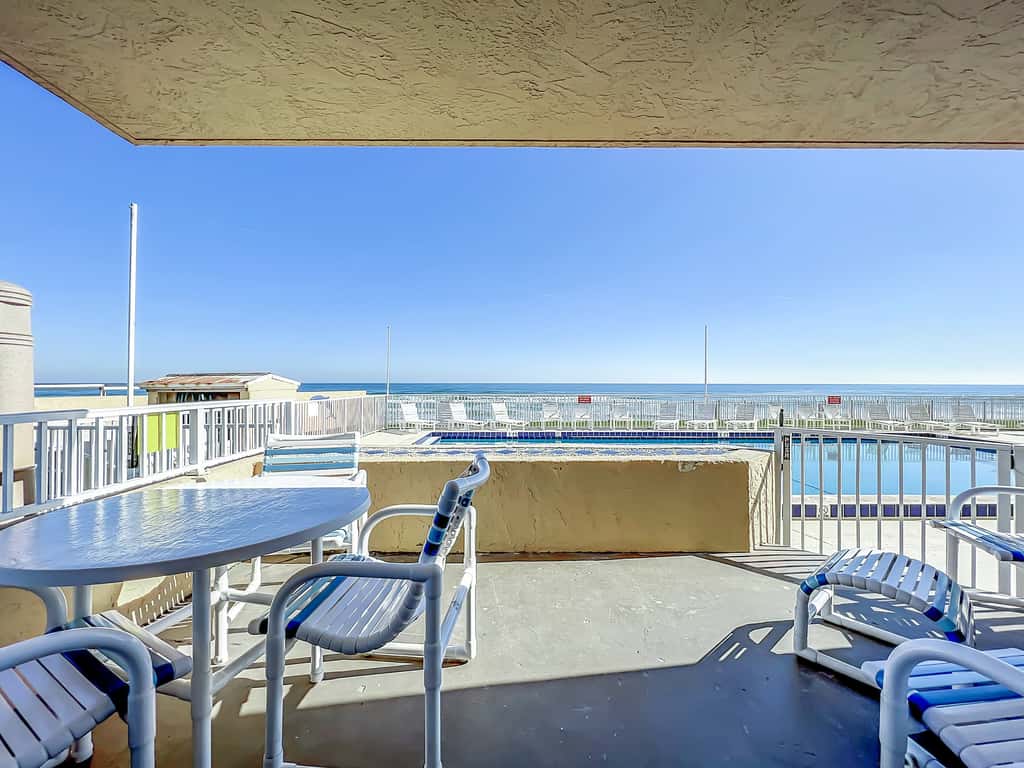 Oceania Beach Club 106