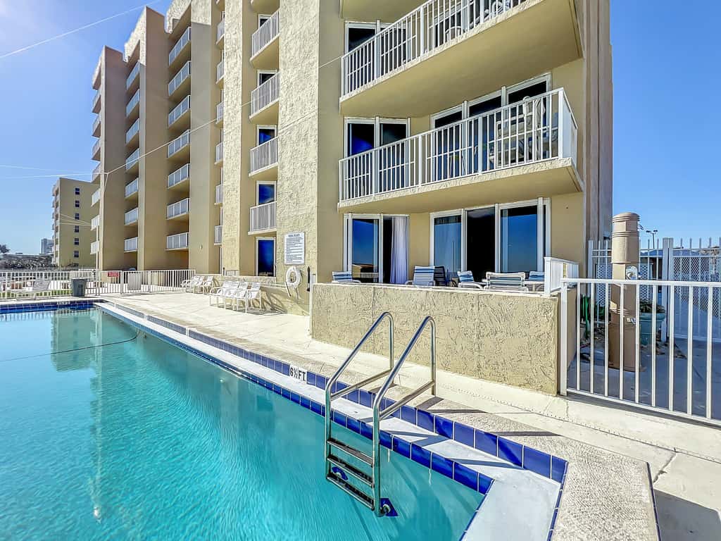 Oceania Beach Club 106