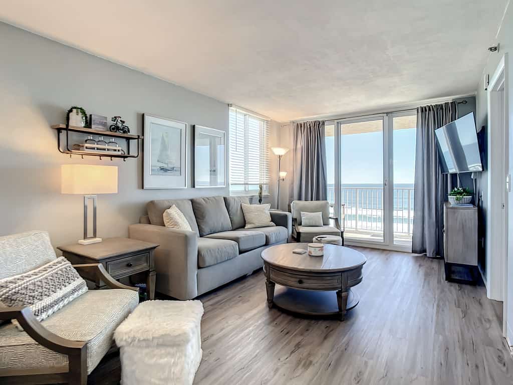 Oceanfront Family Beach Escape - Pool, Beach, & Amazing Views