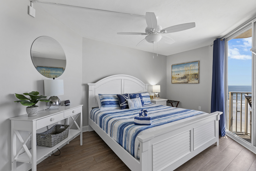 Oceania Beach Club 701