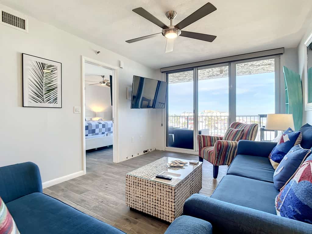 Beachfront Condo - OceanView, Pool & Steps to Flagler Ave