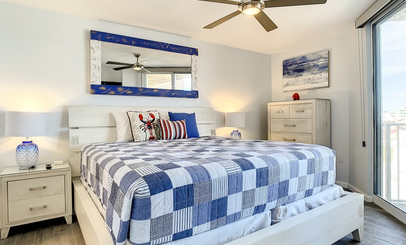 Beachfront Condo - OceanView, Pool & Steps to Flagler Ave