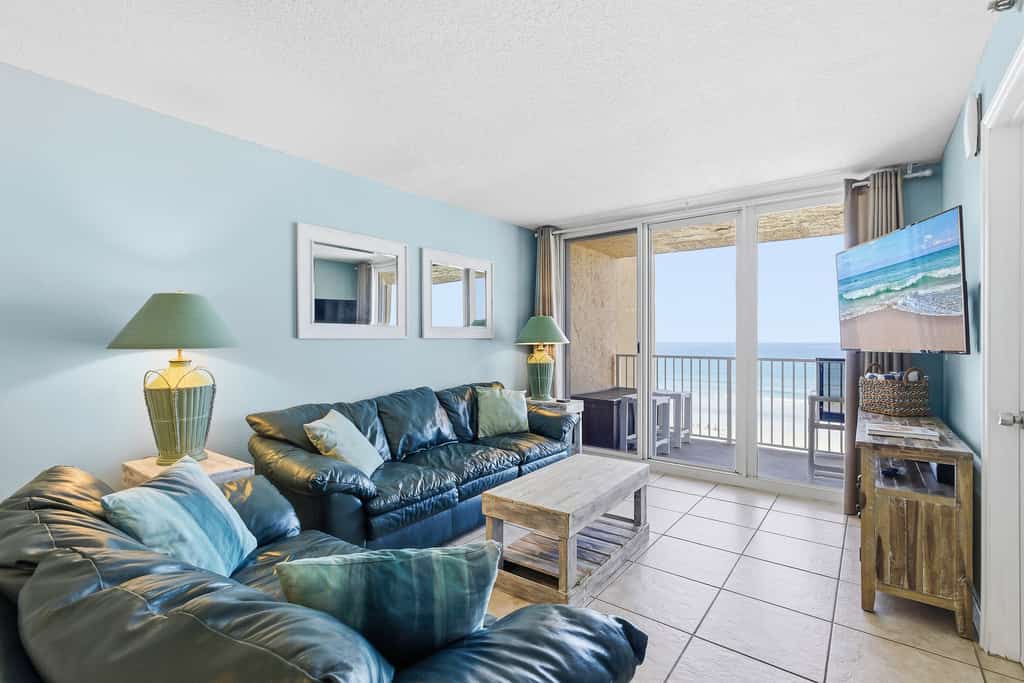 Beachfront Condo - Pool, BBQ & Steps from Flagler Ave