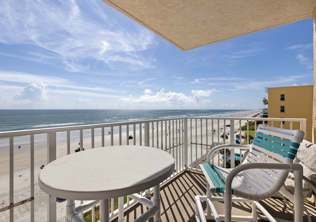 Sunlit Corner Beachfront Retreat • Walk to Flagler & Ocean Views