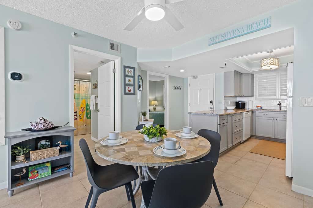 Oceanfront Condo at Oceania Beach Club - Pool, Balcony, Sleeps 6, Walk to Flagler Ave!